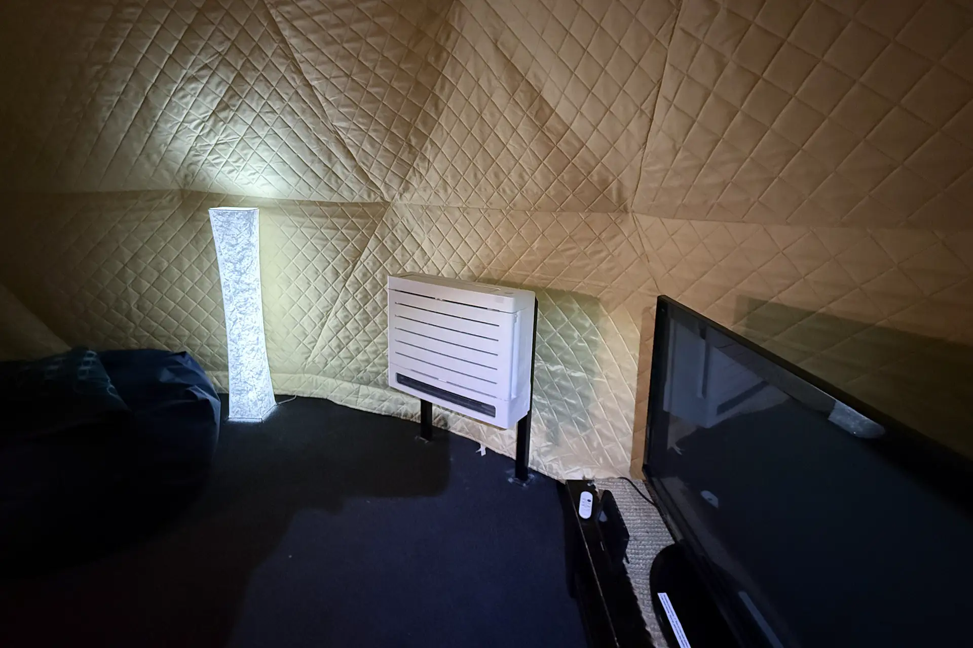 Efficient Heat Pump for A Dome House 02
